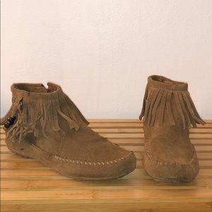 Indian tribe moccasins